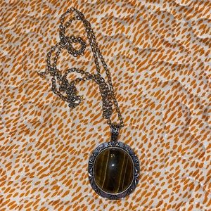 NWOT! Long Tigers Eye Necklace